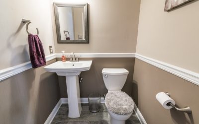 Bathroom Layout Ideas for Small Spaces: Storage, Lighting, and Walk In Shower Options